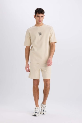 DeFacto Regular Fit Düz Paça Cepli Basic Düz Şort B8792AX25SMBG702
