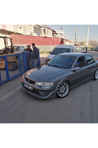 OPEL VECTRA B İ500 ÖN TAMPON ( IZGARA DAHİL)( IZGARA DAHİL)