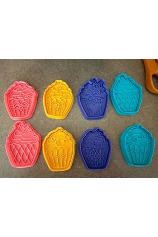 Cupcake Muffin Desenli 8 Parça Pasta Süsleme Kurabiye Kalıbı Seti Çok Renkli