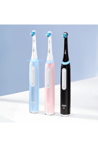 Oral-B İO 3 Şarjlı Siyah Diş Fırçası