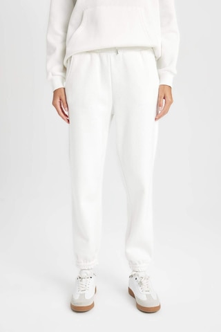 Defacto Beli Paçası Lastikli Bağcıklı Cepli Kalın Jogger Eşofman Altı V2700AZ24WNER105 Ekru