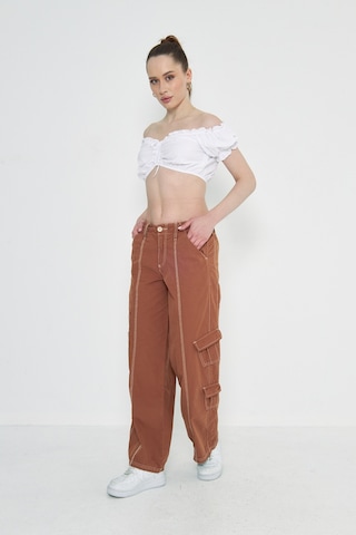Kutaf Camel Kargo Cepli Dikiş Detaylı Yüksek Bel Wide Leg Pantolon Kahverengi