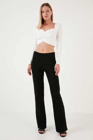 Lela Slim Fit Kalp Yaka Önü Büzgülü Crop Bayan Bluz 5865401 Beyaz