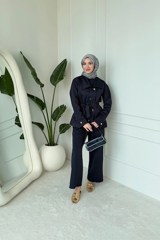 Mihran Butik Sophie Model Bel Kemer Ve Düğme Detaylı Kadın Takım Lacivert Lacivert