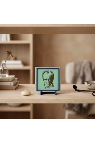 Zarif Atatürk Silüetli Modern Hatıra Obje 10x10 Cm Diğer