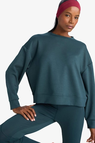 Defacto Defactofit Oversize Geniş Kalıp Bisiklet Yaka Modal Ultra Soft Sweatshirt E8954ax25augn1051 Yeşil-gn1051