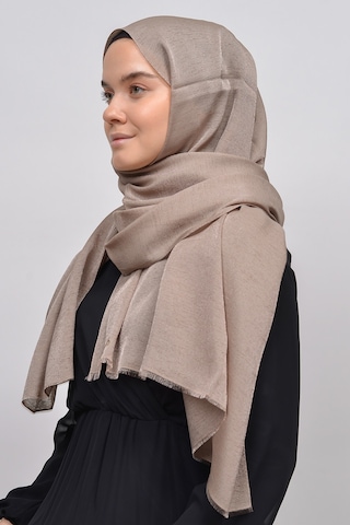 Altobeh Kadın Düz Renk Pırıltı Simli Tesettür Shawl Parlak Abiye Şal - Toprak