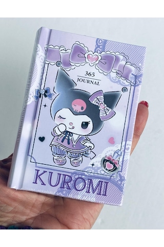 Victori's Journals Vj Kuromi Lisanslı 365 Günlük 368 Sayfa A7 Ebatında Gümüş Varaklı Kenarlı Defter