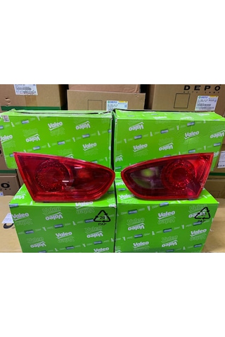 Seat Leon Makyajlı Kasa 2010-2013 Arası Valeo Sağ Ve Sol İç Stop Lambası 1p0945107f / 1p0945108f