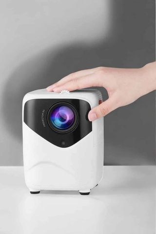 Hubrendy Tekno Projeksiyon Cihazı Film Dizi Oyun Wifi Destekli