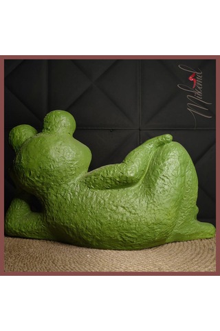 Şaşkın Yeşil Kurbağa Figürü Rahat Poz Bahçe Dekoru Dış Mekan