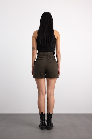 40405-05209 Kadın Gabardin Şort 40405-05209 Kahve