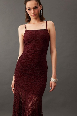 Defacto Bodycon Vücudu Saran Askılı Dantel Midi Elbise F7886ax25aubr204 Bordo