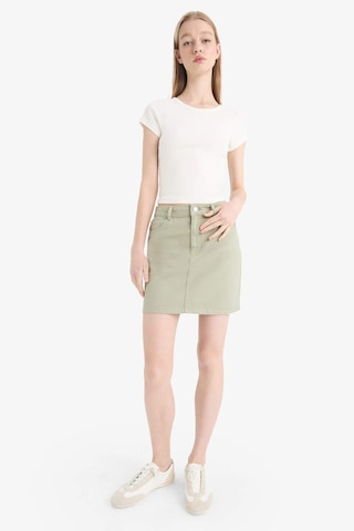 DeFacto Coool Normal Bel Gabardin Mini Etek E5346AX25SPGN497 Yeşil
