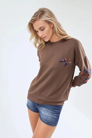 Fiolin Modal Dokulu İşlemeli Bisiklet Yaka Sweatshirt Kahve Rengi