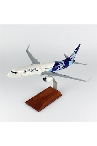 Thy011 1/100 Ölçek, Thy Adana Demir Spor Logolu B737-800 Yolcu Uçağı, Sergilemeye Hazır Ahşap Standlı Model-56265