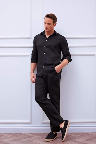 DeFacto %100 Keten Regular Fit Polo Yaka Yazlık Uzun Kollu Siyah Gömlek D9925AX25SPBK81