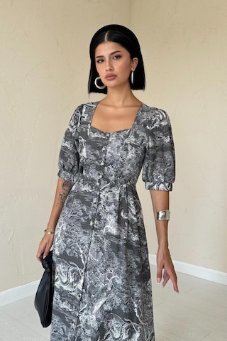 Efnaz Style Haki Önü Düğmeli Kalp Yaka Elbise
