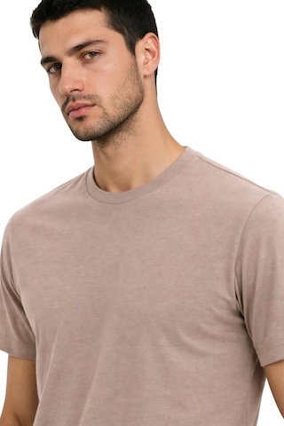 Arma Ar-ma Erkek Bisiklet Yaka Tişört Baskisiz Basic Örme Kumaş Regular Fit %47 Modal %47 Pamuk %6 Likra 30/1 Penye Modal Full Likra Süprem Y31344473002 Gri-bej G8