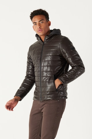 Ac&Co / Altınyıldız Classics Erkek Kahverengi Standart Fit Normal Kesim Dik Yaka Casual Mont 4A0823100202Khvm Kahverengi