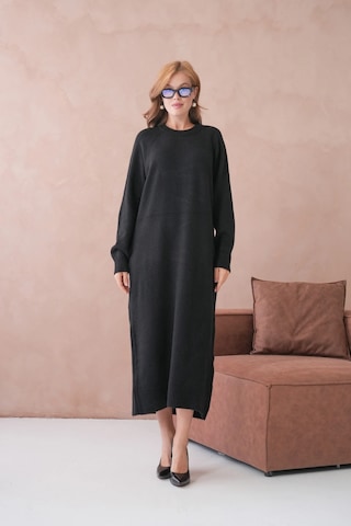 Kadın Bisiklet Yaka Yumuşak Dokulu Maksi Boy Şardonlu Oversize Triko Elbise 8324sw Siyah