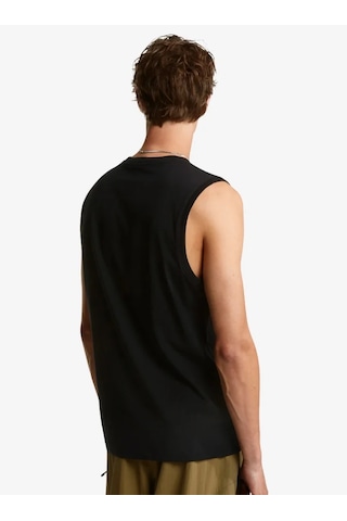 The North Face Nf0a8fd4-jk3 M Evolution Simple Dome Erkek T-shirt Siyah