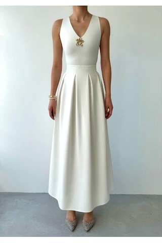 Late Yıldız Detaylı Elbise Beyaz