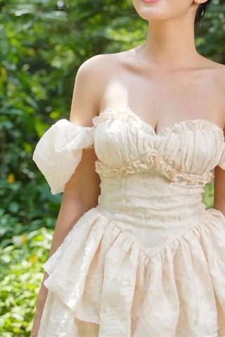 Fashion Cocktail Kabarık Balon Kol Kabartma Kumaş Süper Mini Tütü Prenses Orta Çağ Elbise Krem