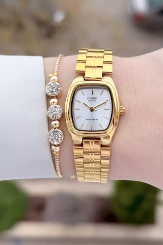 Casio Csıste201 Kadın Kol Saati