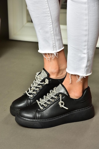 Fox Shoes P602001709 Siyah Taşlı Bağcıklı Kadın Spor Ayakkabı Sneakers Siyah-suni Deri