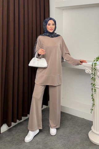 Mihran Butik Kalina Model İthal Pike Kumaş Cep Detaylı Kadın Takım Taş Mihran Butik Kalina Model İthal Pike Kumaş Cep Detaylı Kadın Takım Taş
