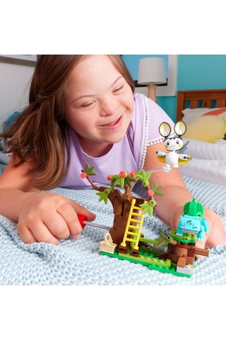 Mega Pokémon Emolga ve Bulbasaur'un Ormanı HTH69