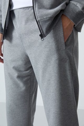 Tommy Life Gri Melanj Pamuklu Kalın Yumuşak Dokulu Comfort Fit Basic Erkek Eşofman Takım - 85260 GRİ MELANJ