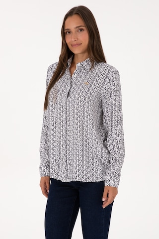 U.s. Polo Assn. Kadın Beyaz Gömlek Desenli 50316415-vr013 Beyaz