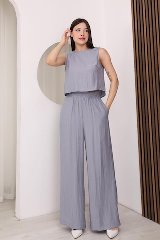 Famoda Gri Sırtı Çapraz Bağcıklı Crop Bluz & Yüksek Bel Palazzo Pantolon Alt Üst Takım