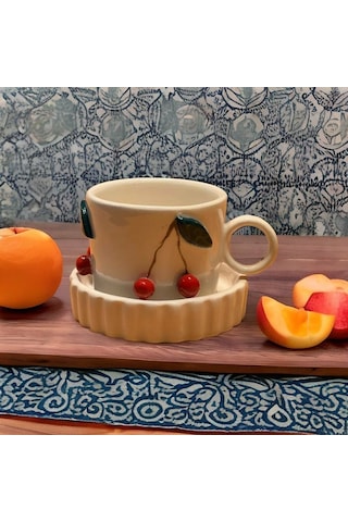 Kiraz Kahve Fincanı