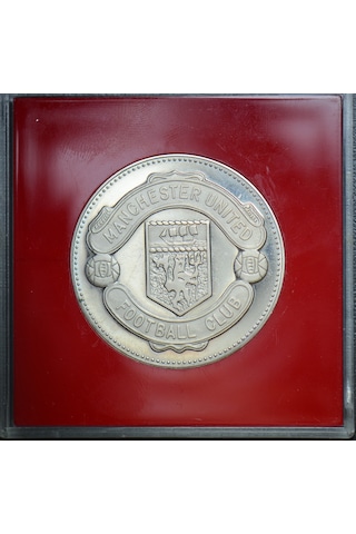 İngiltere - Manchester Futbol Kulübü Resmi Madalyon 1977-78 Orijinal Kutusunda 40 Mm Proof Baskı Çil.