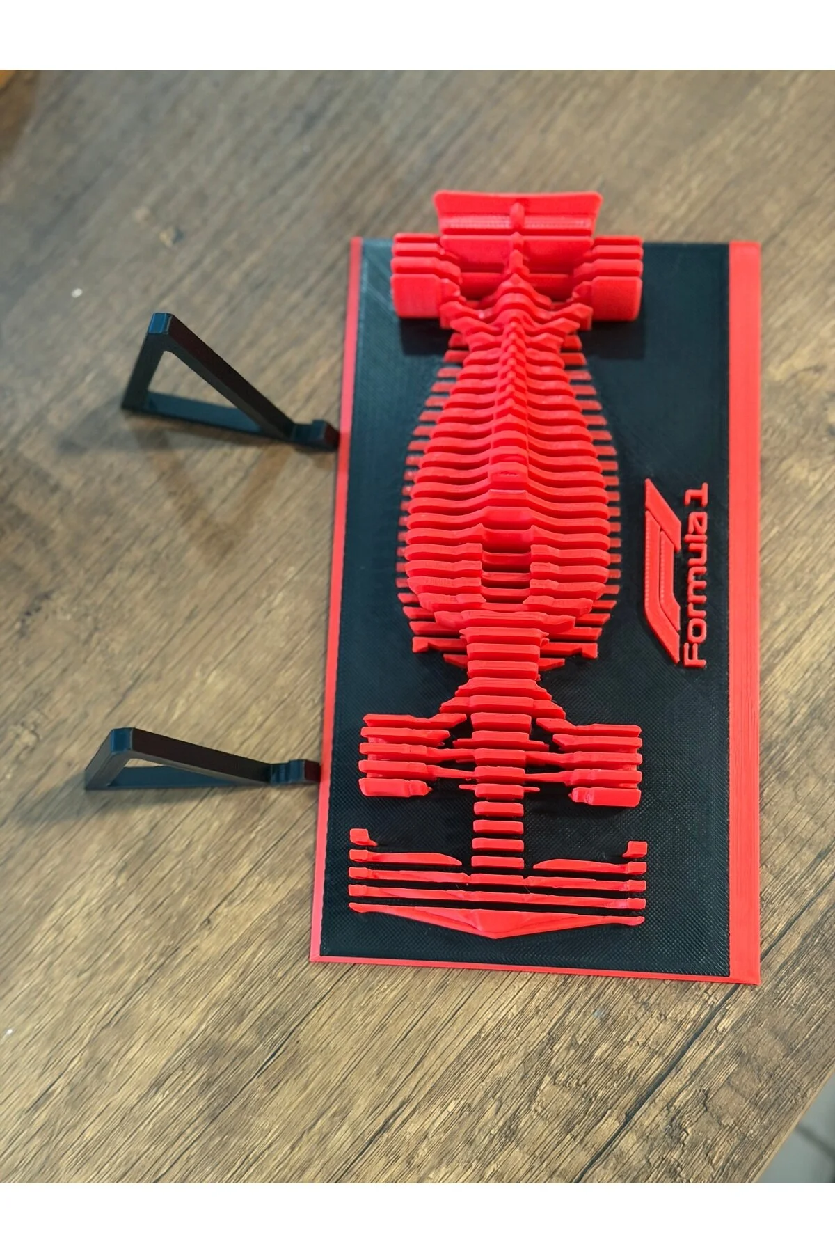 3d Baskı Formula 1 Yarış Aracı Dekoratif Masaüstü Biblo Katmanlı Tasarım Kırmızı/siyah Kırmızı