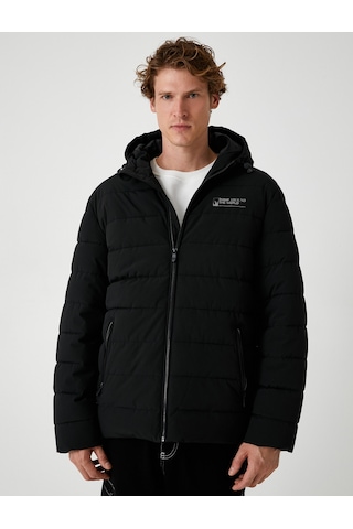 Koton Şişme Mont Slim Fit Fermuarlı Slogan Baskılı Siyah 5wam20093hw Siyah
