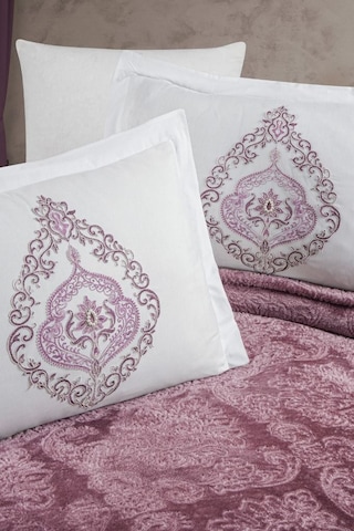 The Home Collection Mürdüm Larissa Fransız Güpürlü Battaniye Seti Mürdüm