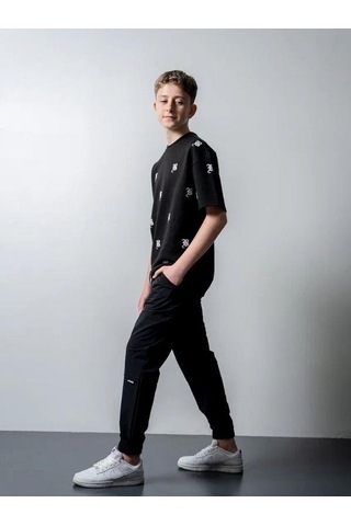 Zekids Erkek Çocuk Harf Baskılı Oversize Tshirt-15546 SIYAH