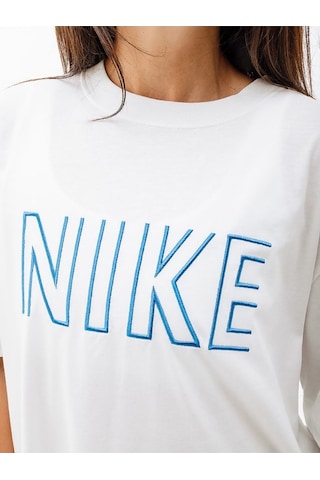 Sportswear Utility Graphic Kadın Beyaz T-shirt Fj4931-121 Beyaz