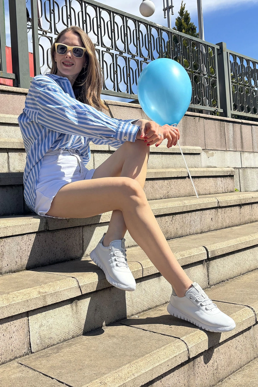 Gönderi(R) Gönderi R Kadın Beyaz Dolgu Taban Lastik Bağcıklı Hakiki Deri Sneaker Ddza77542912 Beyaz