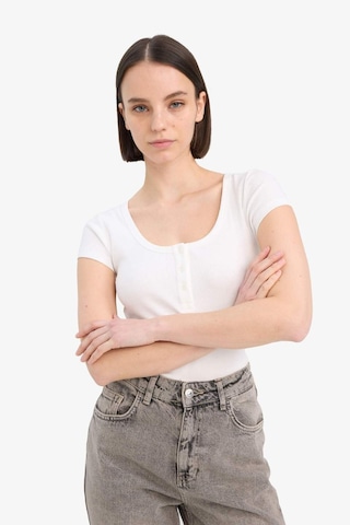 Defacto Yuvarlak Yaka Fitilli Kaşkorse Kısa Kollu Çıtçıtlı Body F1772AX25SM Beyaz