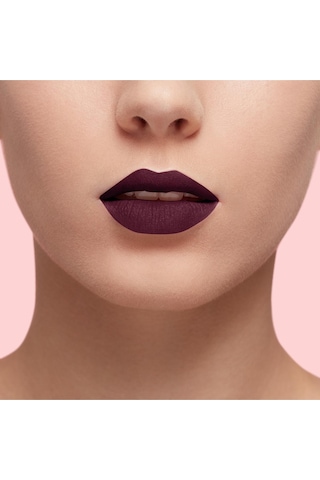 L'Oreal Paris Les Macarons Likit Mat Ruj 830 Blackcurrant Crush