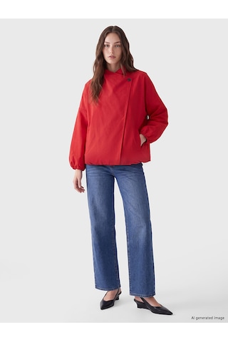 Lcw Modest Kırmızı Hakim Yaka Oversize Kadın Yağmurluk