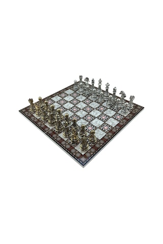 Gifthome Premium Battal Boy Metal İşlemeli Klasik Satranç Takımı Ve Katlanır Sedef Desenli Mdf Satranç Tahtası 43x43 Cm.