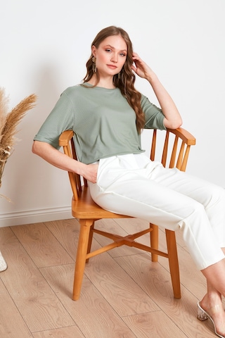 Lela Oversize Bisiklet Yaka Yırtmaç Detaylı Bayan Bluz 5869000 Çağla