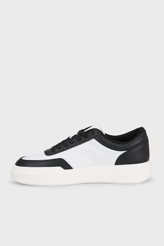 Calvin Klein Deri Logolu Sneaker Ayakkabı Hm0hm0232601w Erkek Ayakkabı Hm0hm02326 01w Beyaz-siyah