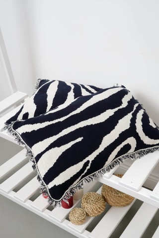 Peraluna Zebra Pıllow %100 Organik Pamuk Triko Yastık Kılıfı 60x40 Cm Lacivert - Lacivert